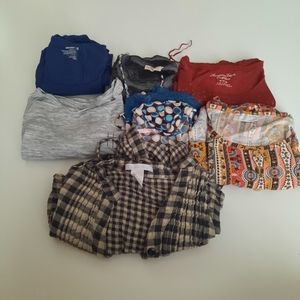 Lot of 7 short sleeve tops